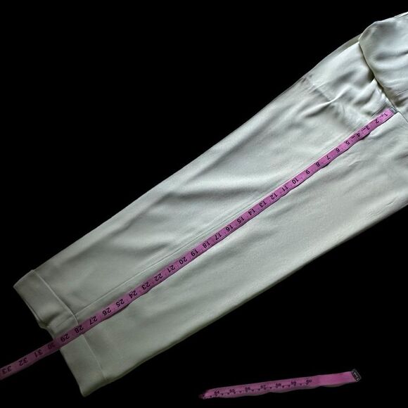Vintage Crepe Silk Ecru Blazer and Pants suit - Jones New York - Picture 10 of 16